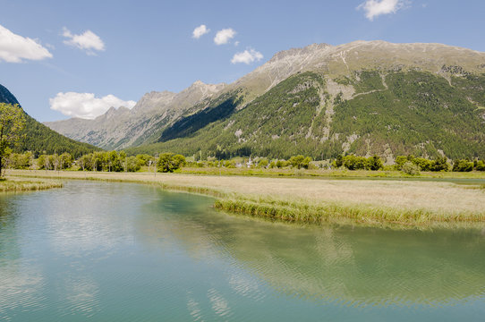 Samedan, Lej da Gravatscha, Bergsee, See, Seeufer, Flaz, Fluss, Alpen, Hochmoor, Engadin, Oberengadin, Bever, Sommer, Wanderweg, Schweiz