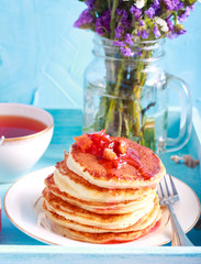 Pancakes with fruit and nut conserve