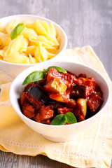 Vegetable in tomato sauce and pasta