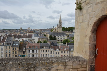 vue de Caen depuis les remparts du ch&acirc;teau