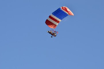 Flight of a motor paraplan