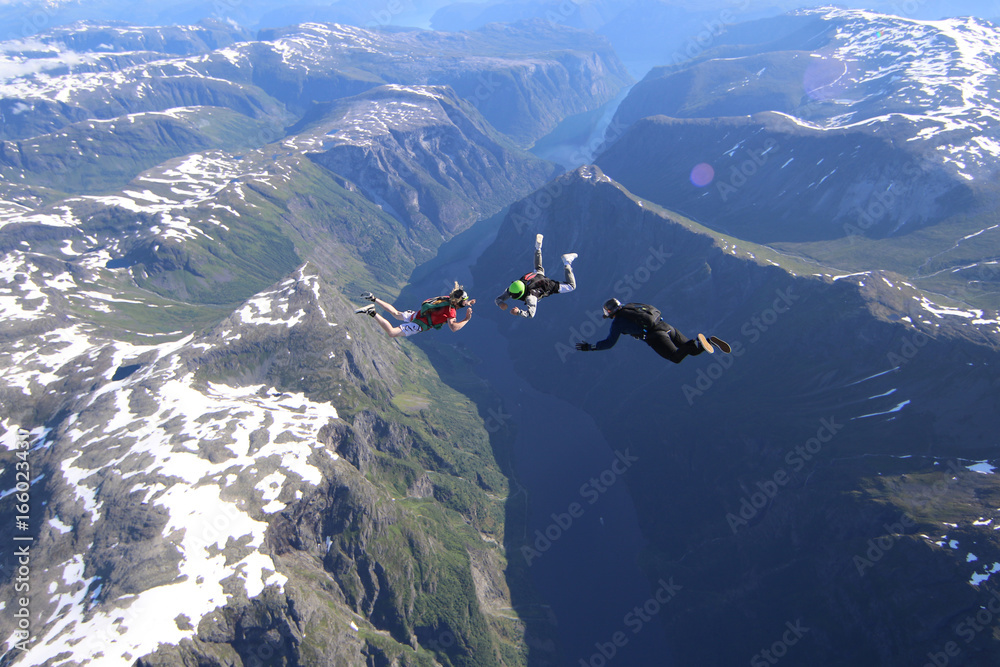 Sticker Skydiving in Norway