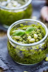 Frische sebstgemachte Pesto 