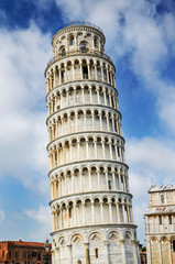 Słynna Krzywa Wieża w Pizie na Placu Cudów, Toskania we Włoszech
 - obrazy, fototapety, plakaty