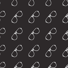 Seamless pattern with hand drawn glasses