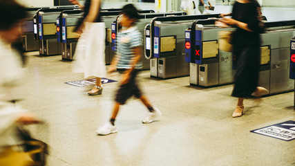 Obraz premium 駅の改札