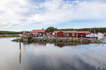 Fototapeta na wymiar Fishing village in Lake Vanern, Sweden
