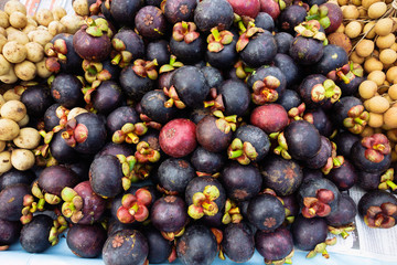 タイトル : タイ チョンブリ フィッシュクラブマーケット アンシラ水上マーケット カニ市場