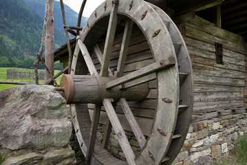 Altes Mühlrad