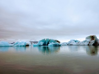 Fototapeta na wymiar Iceland glacier lagoon