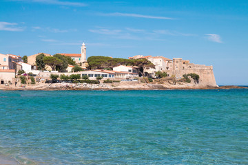 Fototapeta na wymiar Algajola depuis la plage