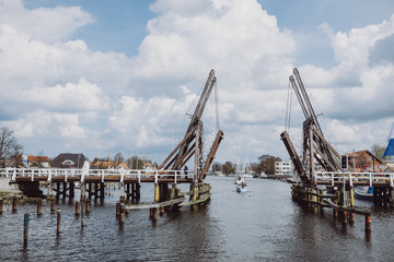 Obraz premium Klappbrücke in Wieck