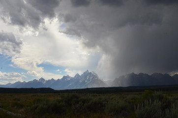 Obraz premium Clouds over Grand Teton National Park