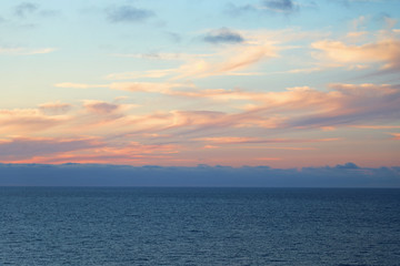 Naklejka na ściany i meble Ocean - beautiful seascape sea horizon and blue sky