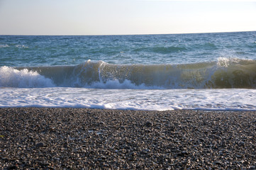 Waves along the foreshore 