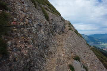 Wandern an einem Sonntag auf der Nagelfluhkette in den Allgäuer Aplen