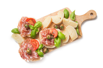 Stuzzichini di pane, salame e formaggio, Italian Appetizers