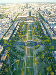Obrazy na Szkle  Widok na Paryż, Parc du Champ de Mars, widziany z Wieży Eiffla