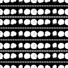 Seamless black and white pattern with circles