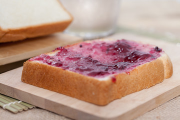 bread with blueberry jam
