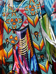 Native american costume - 166203427