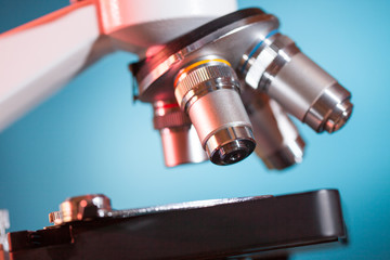 Lenses and microscope eyepieces for scientific research