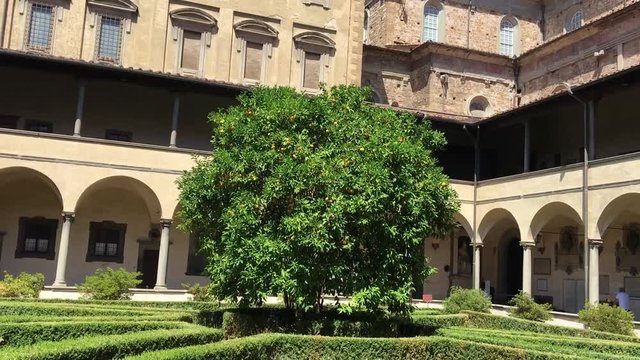 chiostro della basilica