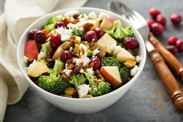 Fall salad with apple and cranberry