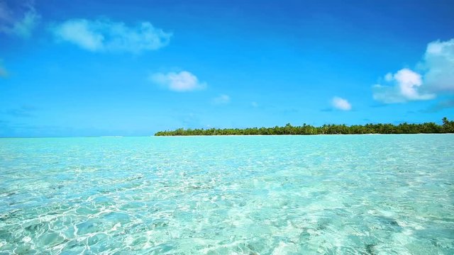 paysage de plage paradisiaque &agrave; tahiti, polyn&eacute;sie 