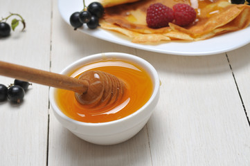 Pancake - Crepes with berries and honey