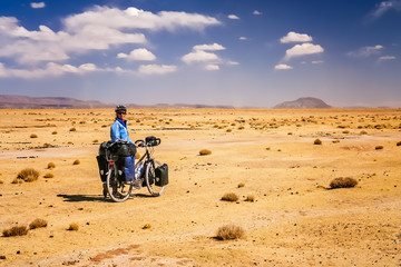 Obraz na płótnie Canvas Cycle touring through the bolivian countryside