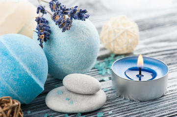 SPA composition with bath bombs