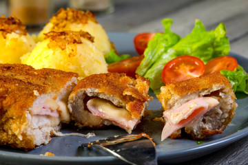 Cutlet cordon bleu.