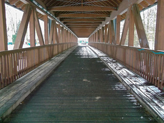 Die Holzbrücke