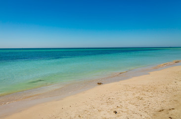 Fototapeta na wymiar Ocean View in Bahia Honda State Park Beach. Exposure done in theis beautiful island of the Keys, USA..