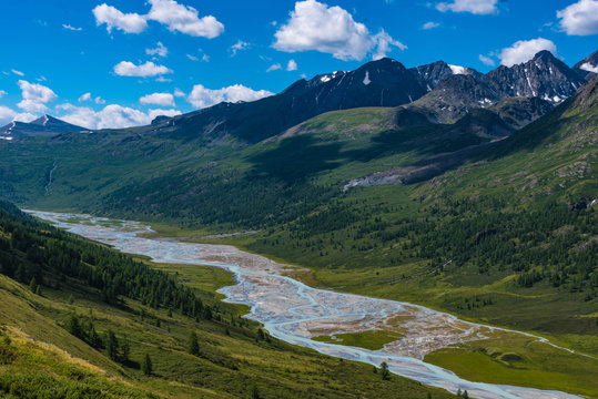 Tal mit Gletscherbach Altai Tavan Bogd Mongolei