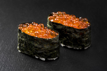 イクラの寿司