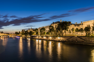 Paris in night - Seine