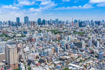 Fototapeta premium Tokio błękitne niebo i krajobraz miasta