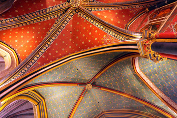 ceiling of notre-dame de bayonne