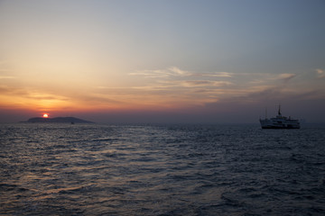 Fototapeta na wymiar Sunset and prince islands 
