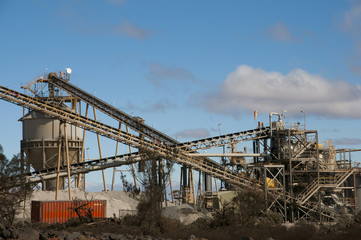 Fototapeta na wymiar Gold Mining Process Plant