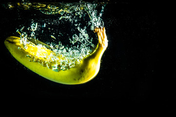 banana in water © Marcin