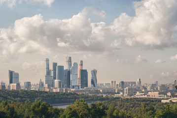 Naklejka premium Panoramic view from the hills of Vorobyovy Gory to the city of Moscow