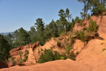 Francia, le terre rosse di Roussillon