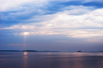 Fototapeta na wymiar Seascape night is coming background