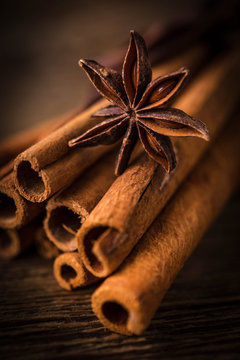 Anise stars and cinnamon