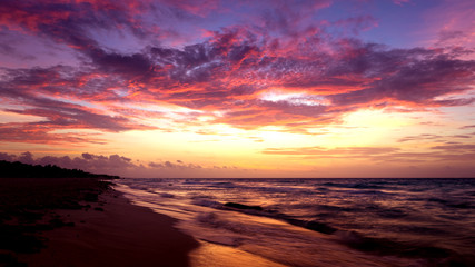 Fototapeta na wymiar Beautiful tropical island at sunset - nature background