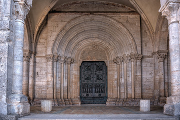Fototapeta na wymiar Casamari Abbey Church Portal 