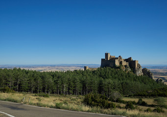 Fototapeta na wymiar Castillo de Loarre en Huesca, España